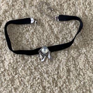Velvet choker